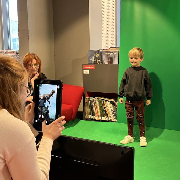 Jongetje voor green screen